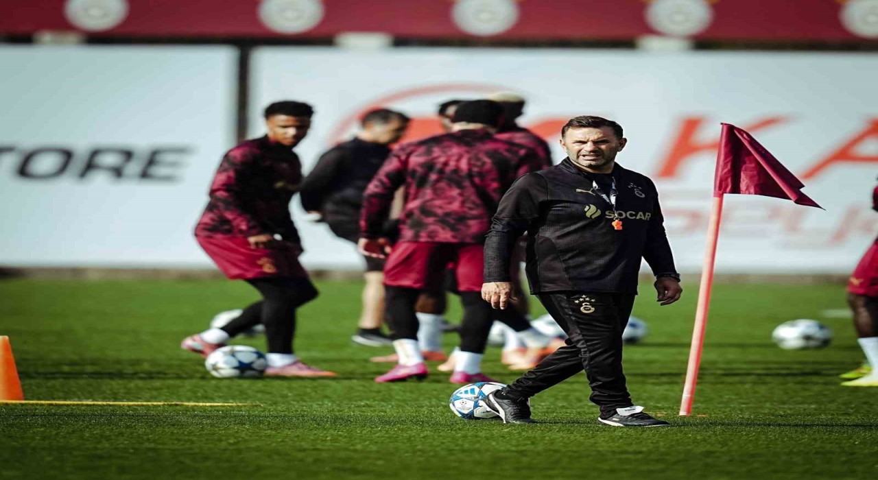 Galatasarayda Ajax maçının hazırlıkları devam etti