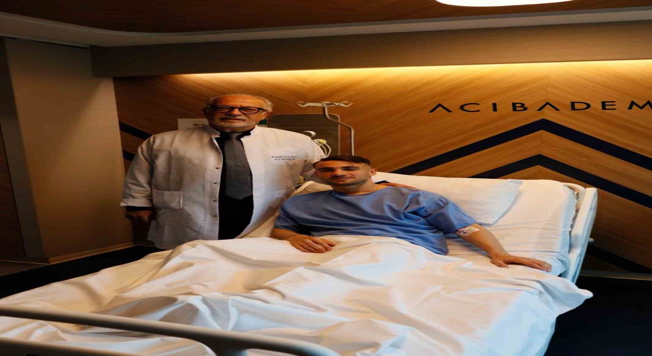 Galatasarayda Yunus Akgün ameliyat oldu