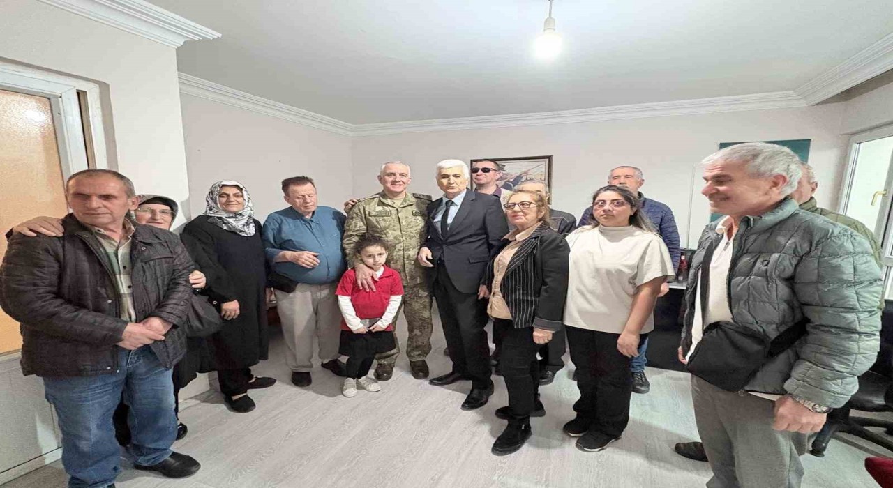 Garnizon Komutanı Aladan görme engellilere yakın ilgi