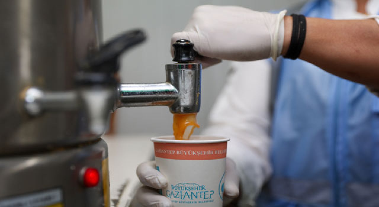 Gaziantep’te 39 Noktada Her Gün 15 Bin Kişiye Ücretsiz Sıcak Çorba