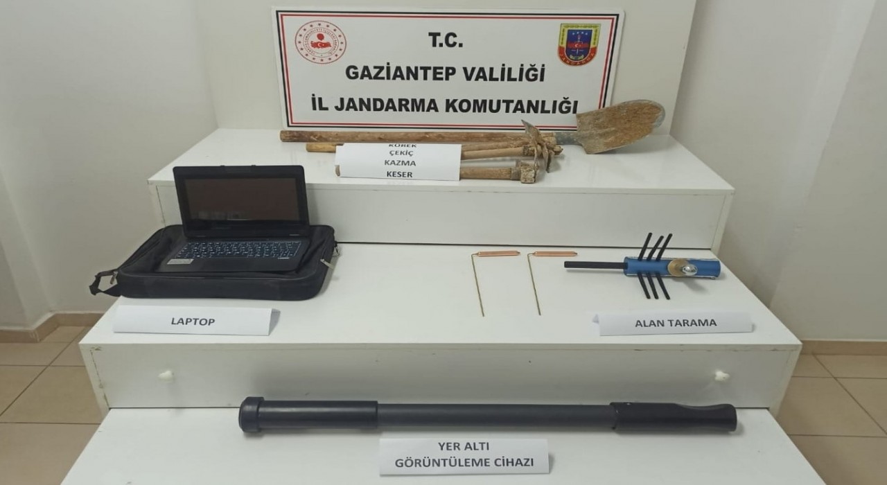 Gaziantepte define bulmak amacıyla kaçak kazı yapan 9 şahıs suçüstü yakalandı