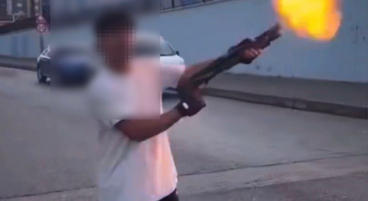 Gaziantepte şok görüntüler: 3 şahıs pompalı tüfekle rastgele ateş açtı