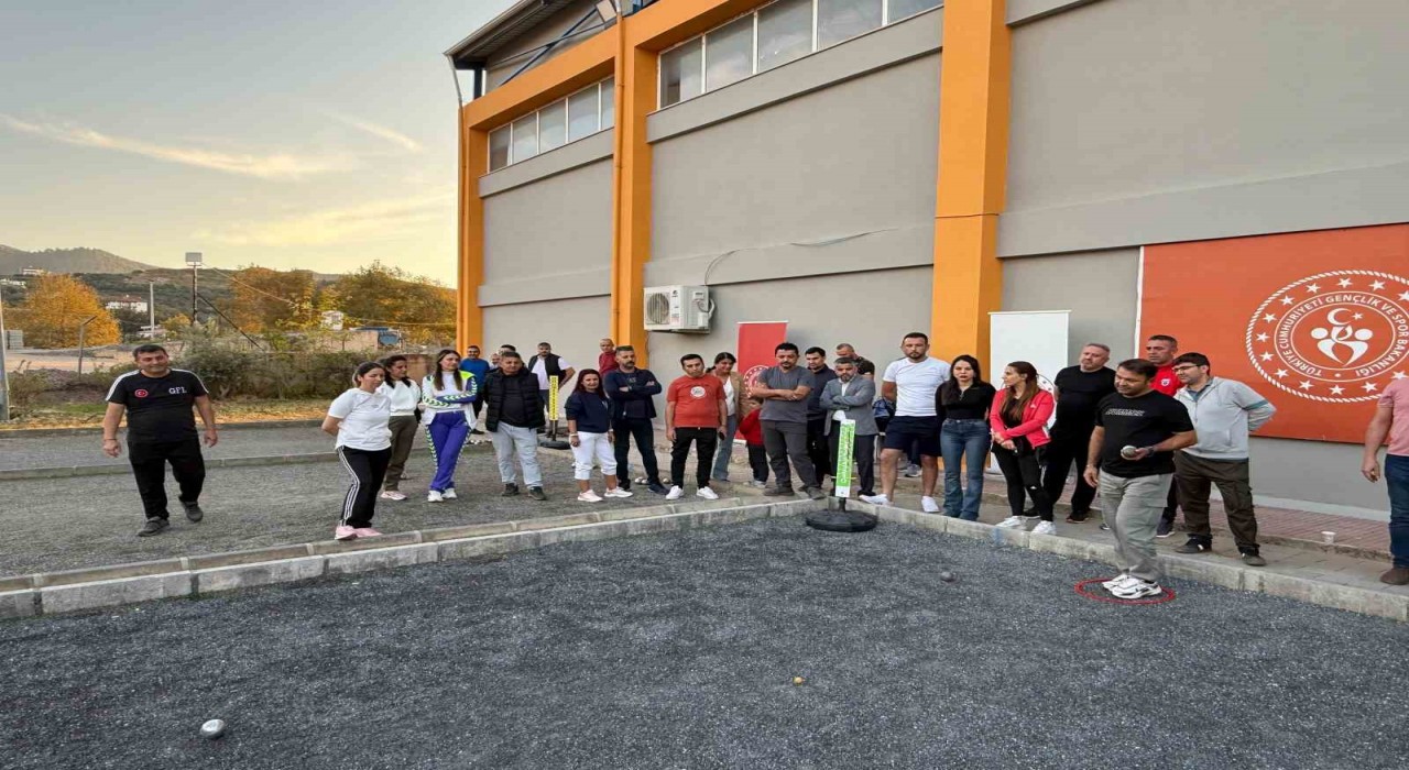 Gazipaşada 24 Kasım Öğretmenler Gününe özel Bocce Turnuvası