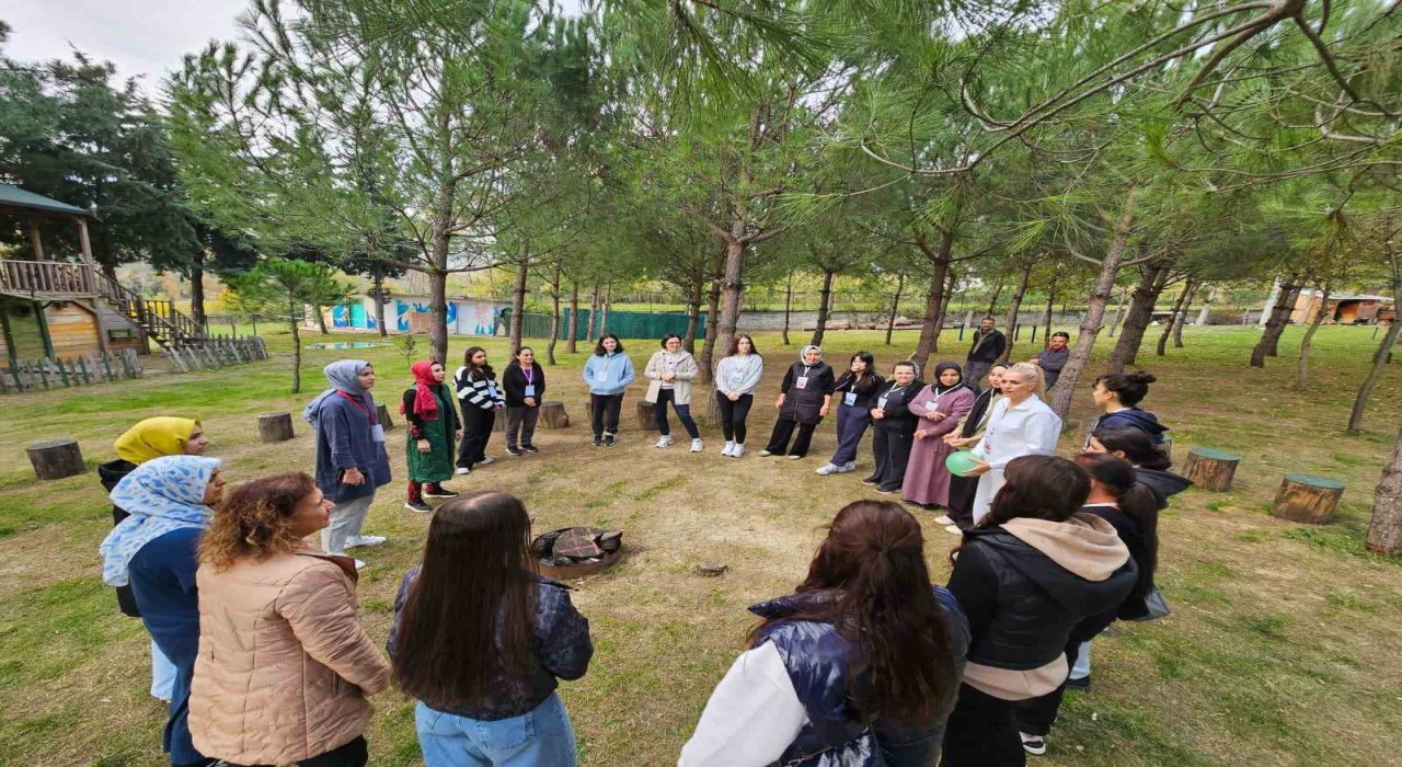 Genç AR-GE Anne-Kız Keşif Kampı