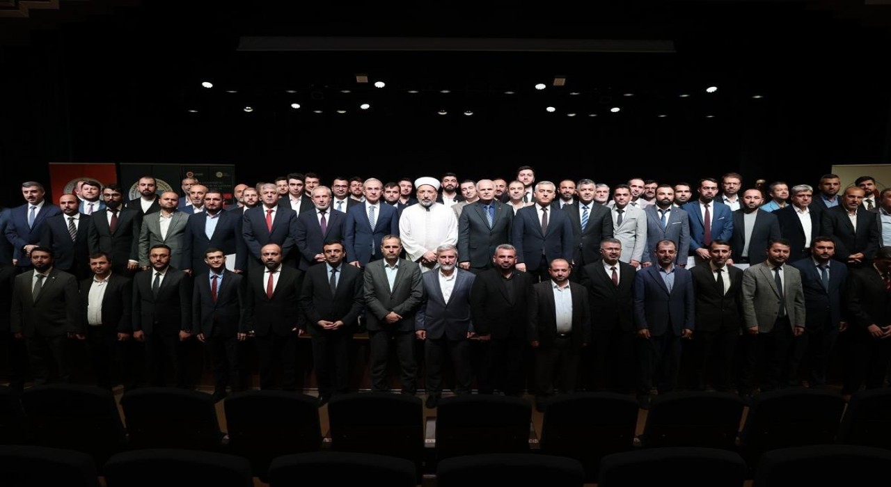 GİBTÜ-Müftülük işbirliğinde Din Görevlileri Mesleki Eğitim ve Gelişim Seminerleri II sertifika töreni