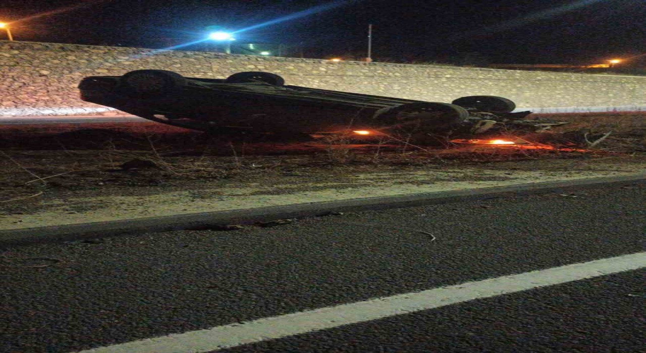 Gümüşhanede kontrolden çıkan otomobil ters döndü: 1 yaralı