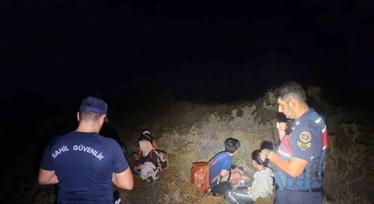 Günlüklü koyunda 3ü çocuk 4 düzensiz göçmen yakalandı