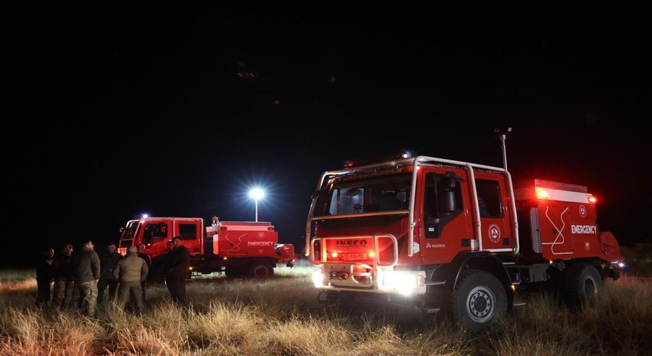 Gürcistan İçişleri Bakanı Geladze, Türkiyeye ait asker kargo uçağının düştüğü bölgede