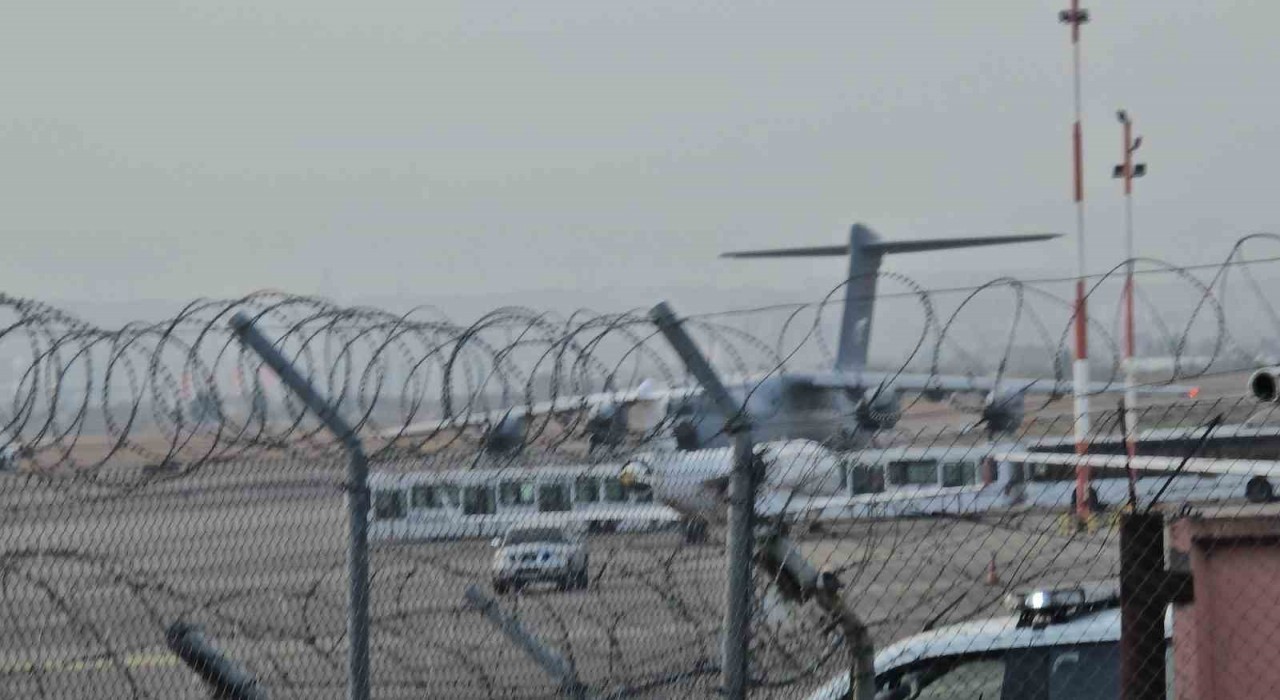 Gürcistanda şehit düşen 20 askerin naaşı Koca Yusuf A400M uçağı ile Türkiyeye götürülecek