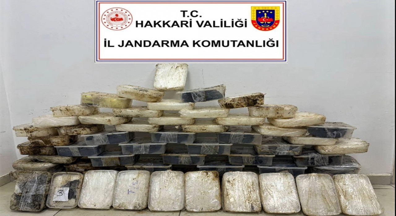 Hakkaride 81 kilo 133 gram metamfetamin ele geçirildi
