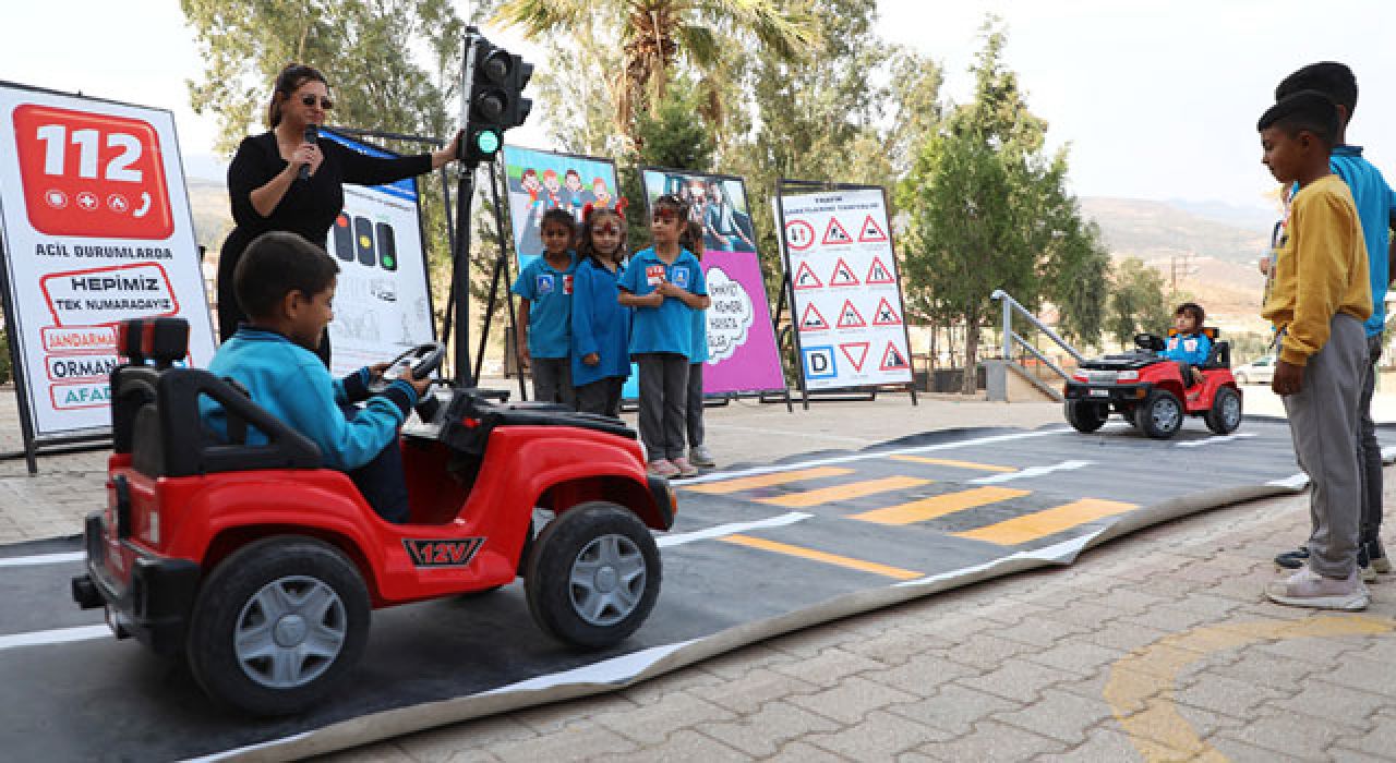 Hatay Büyükşehir Belediyesi’nden Çocuklara Trafik Bilinci Eğitimi