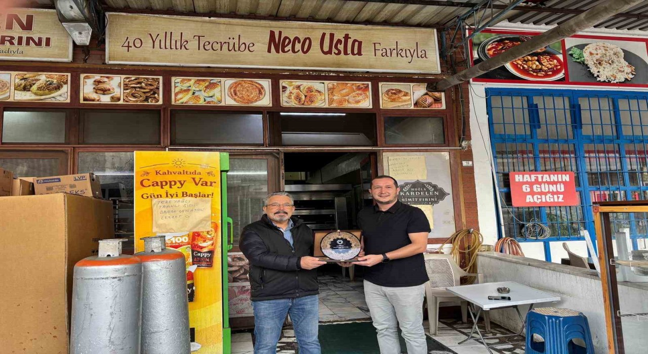 Hayırsever esnaftan Datça Devlet Hastanesine katkı