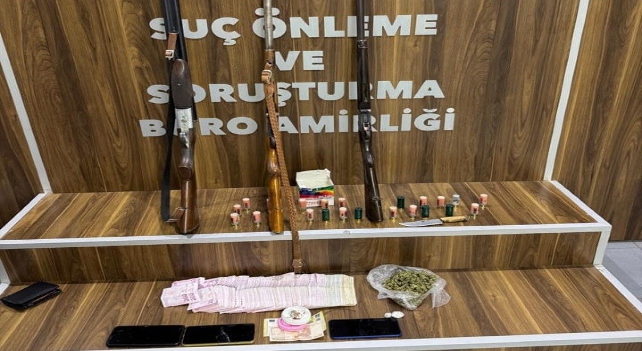 Hayvan damına uyuşturucu baskını: 2si satıcı 3 şüpheli yakalandı