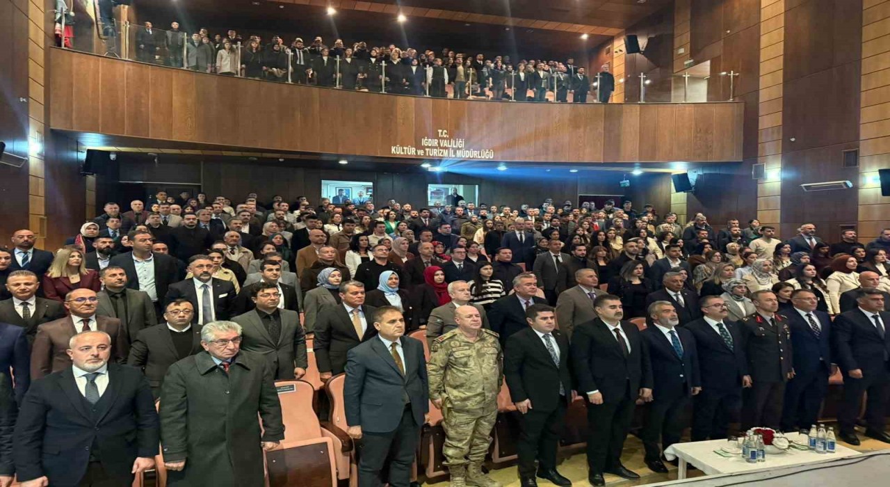 Iğdırda 24 Kasım öğretmenler günü kutlama programı düzenlendi