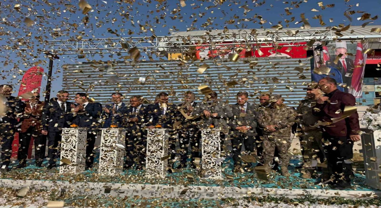 Iğdırda Çok Amaçlı Spor Salonunun temeli atıldı