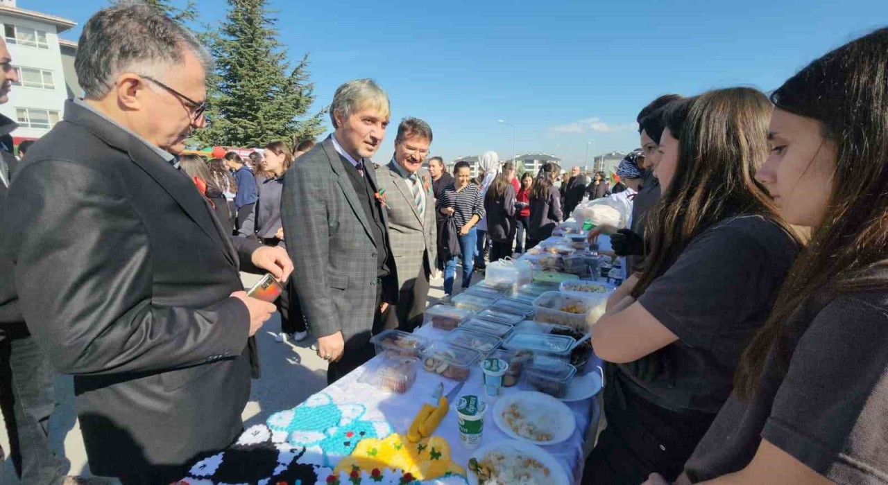 İl Milli Eğitim Müdürü Yılmaz: Gazzede yaşanan insanlık dramına kayıtsız kalmamız mümkün değil