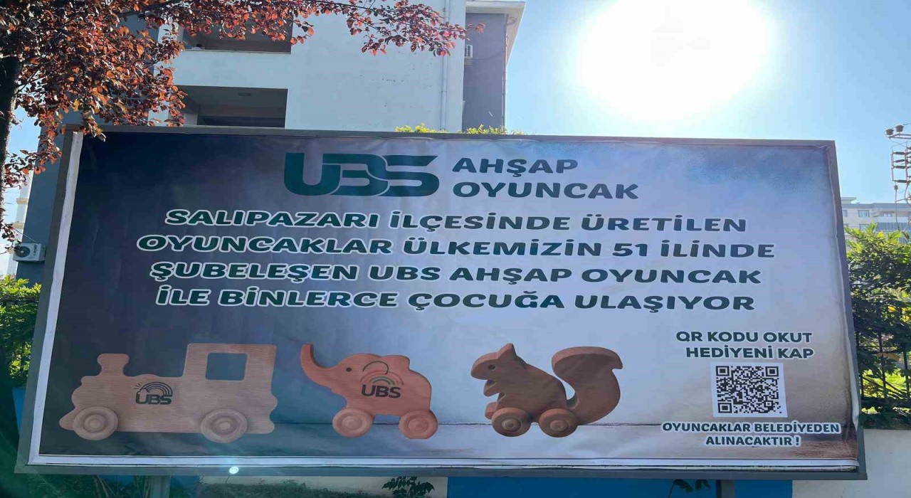 İlçede çocuklara ücretsiz QR kodla oyuncak sürprizi