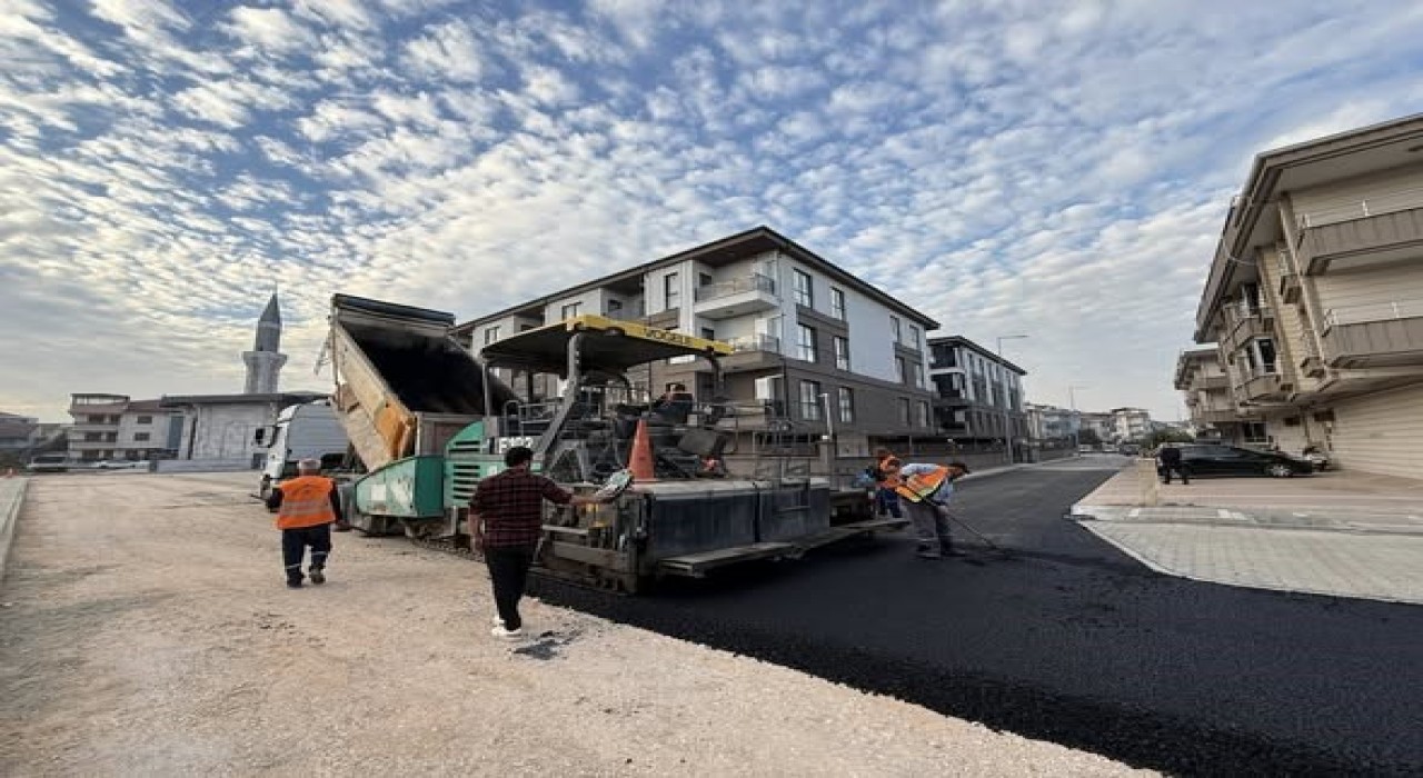 İnegöl Belediyesinden 3 bölgede asfalt hamlesi