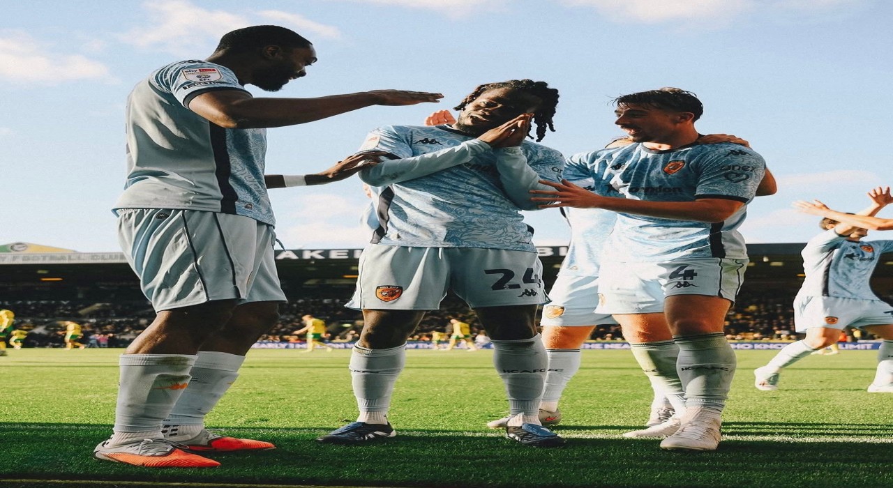 İngilterede Hull City, Slovenyada da Maribor deplasmanda kazandı