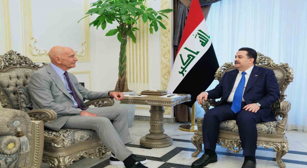 Irak Başbakanı Sudani, ABDnin Suriye Özel Temsilcisi Barrack ile bir araya geldi