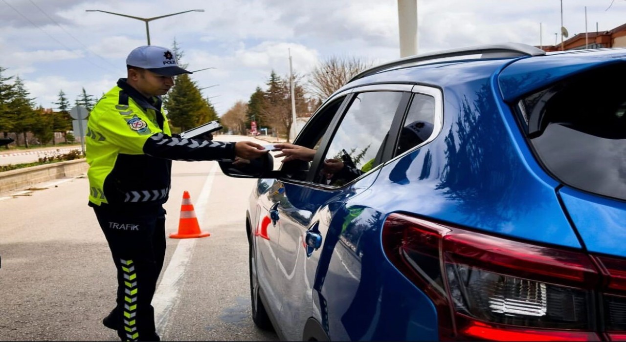 Ispartada 1 haftada 26 aranan şahıs yakalandı