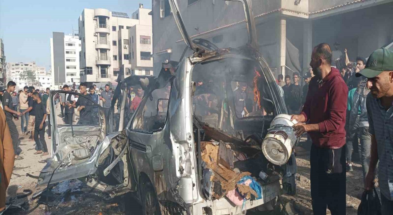 İsrail Gazzeye hava saldırısı düzenledi: 5 ölü