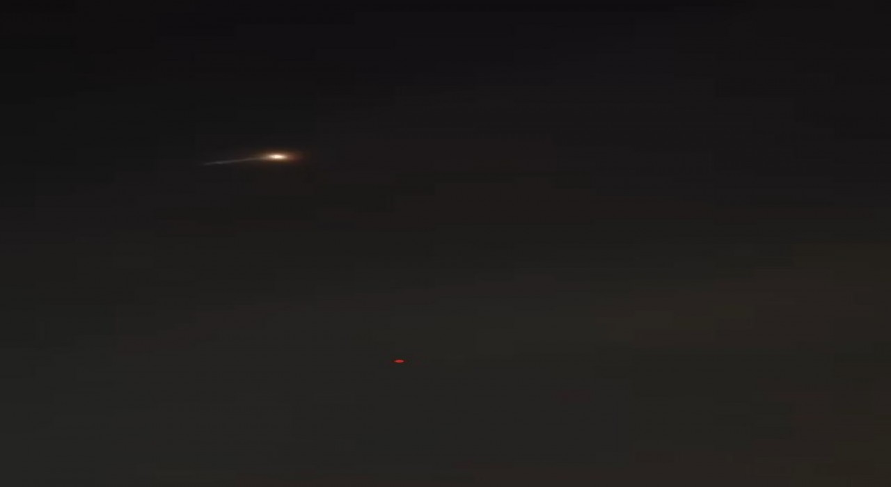 İstanbula göktaşı düştü iddiası: Küçükçekmece semalarında görüldü