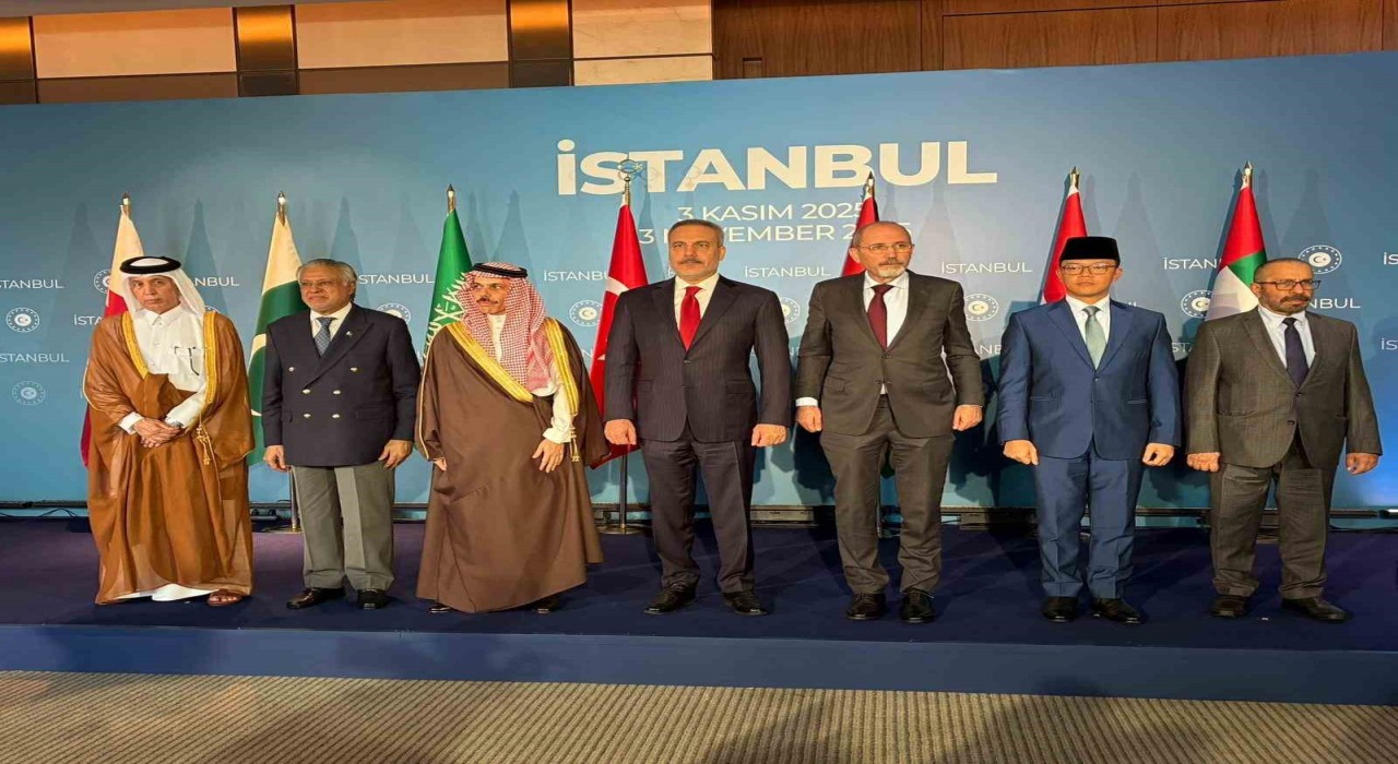 İstanbuldaki kritik Gazze toplantısı başladı