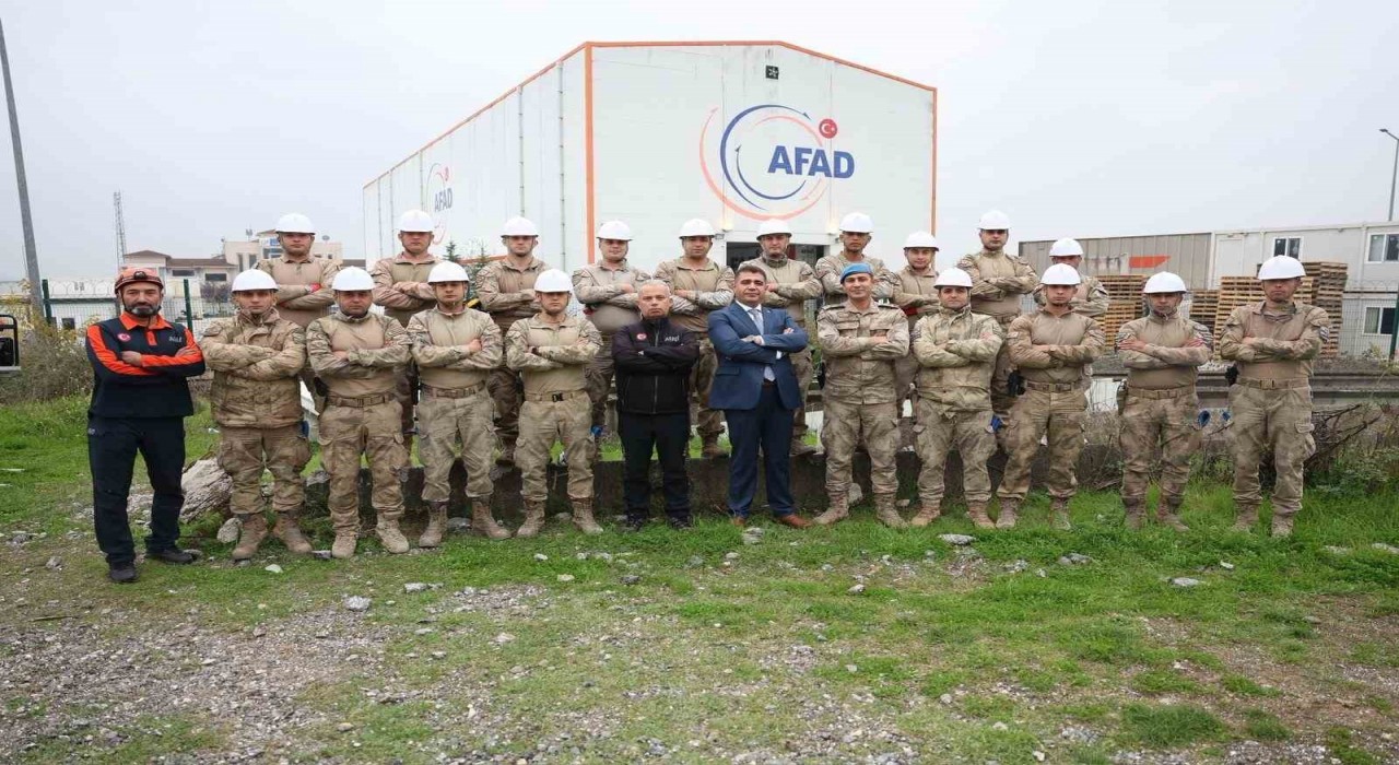 Jandarma komandolar eğitimde