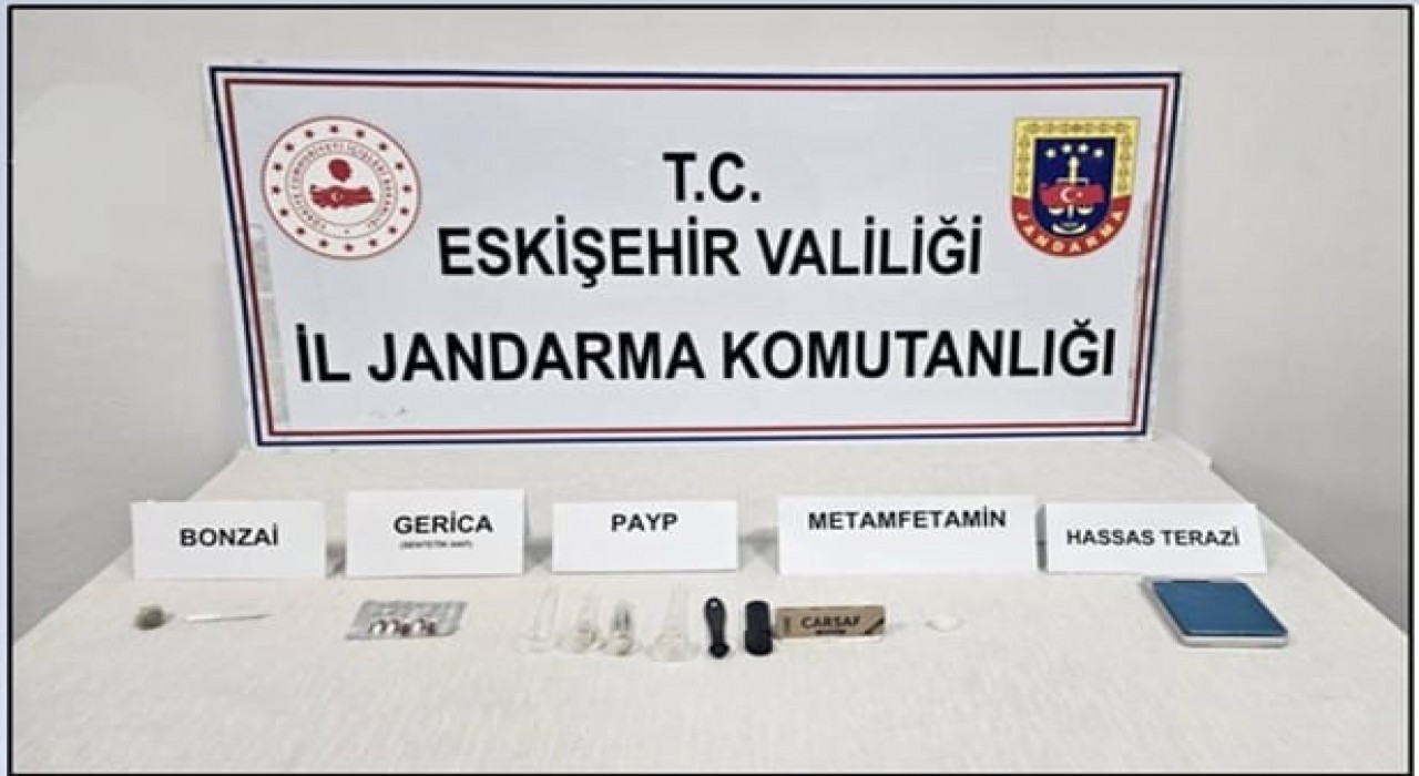Jandarma piknik alanında uyuşturucu satan şahsı yakaldı