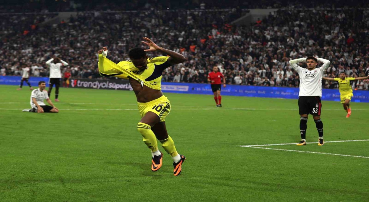 Jhon Duran: En kısa sürede en iyi formuma ulaşmak için sabırsızlanıyorum