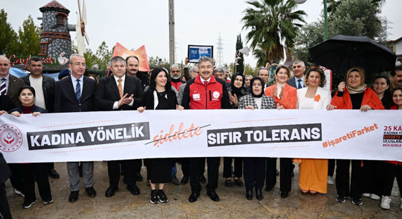 Kadına Şiddete Karşı Osmaniye’de Farkındalık Yürüyüşü Düzenlendi