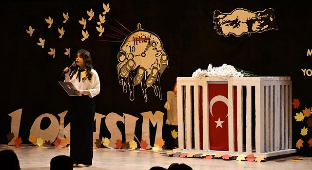 Kadirli’de Atatürk İçin Anma Töreni Düzenlendi