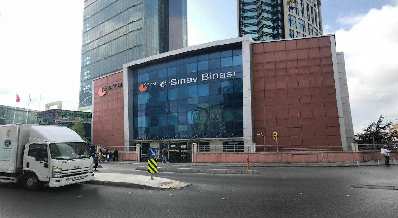 Kağıt tabanlı sınavların yerini elektronik sınavlar alıyor