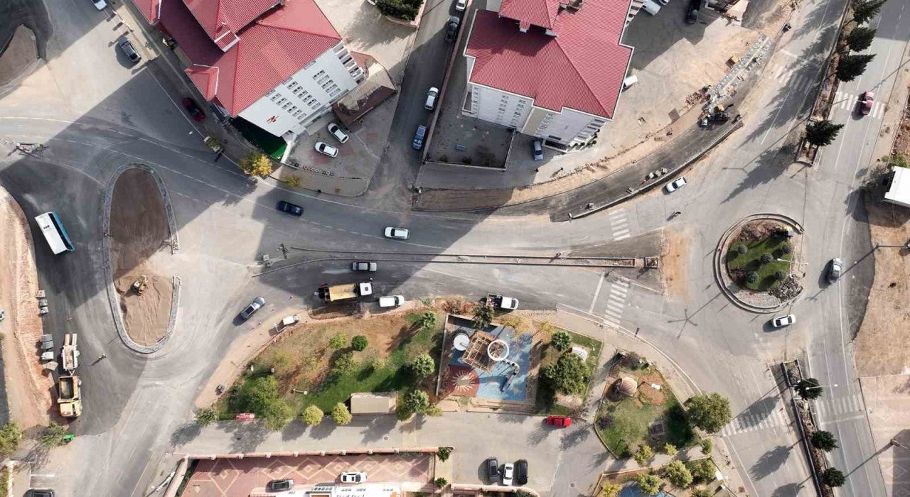 Kahramanmaraşta Çocuk Hastanesi civarında ulaşım dönüşümü