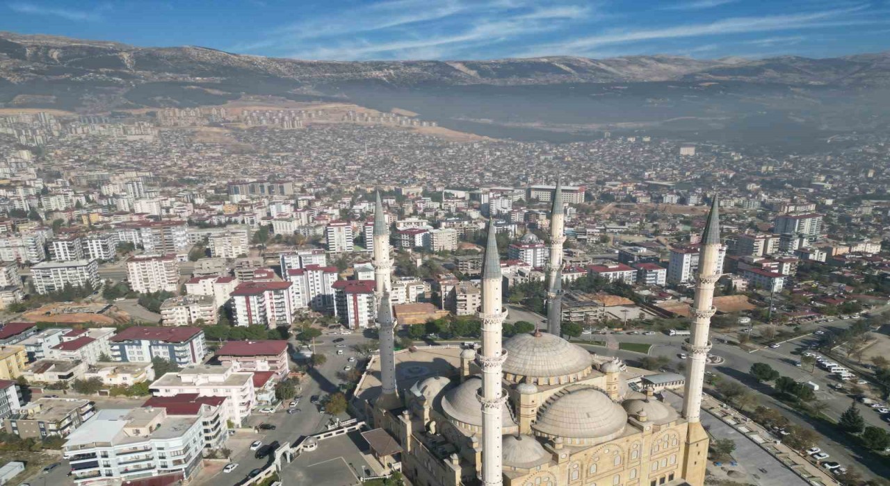 Kahramanmaraşta deprem sonrası nüfus yeniden yükselişe geçti