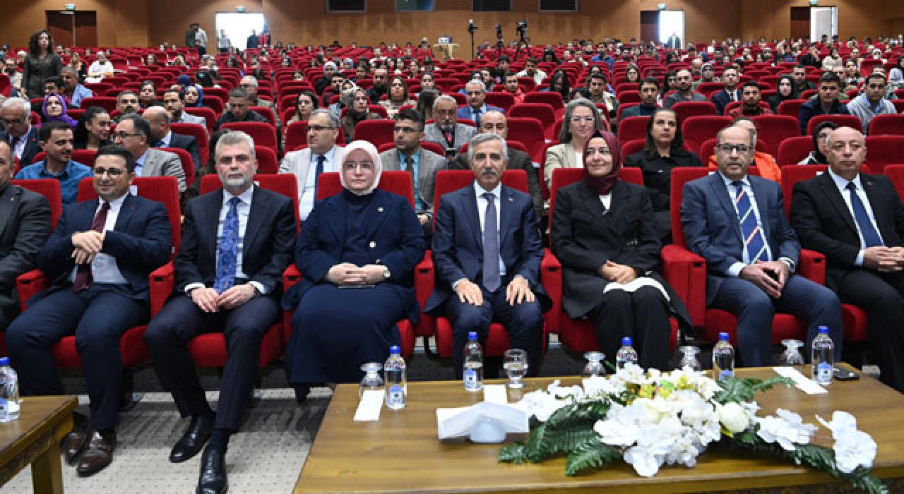 Kahramanmaraş’ta Sosyal ve Beşerî Bilimler Kongresi Başladı