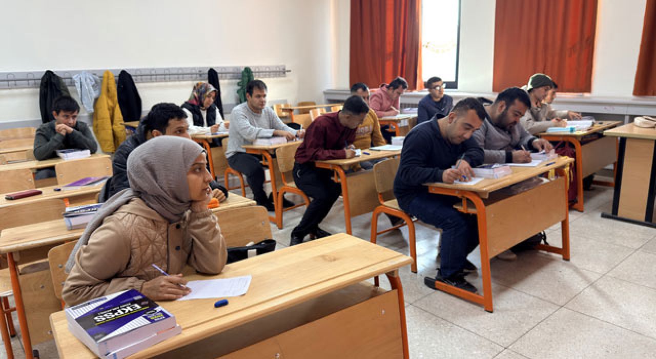 Kahramanmaraş’ta Ücretsiz EKPSS Hazırlık Kursları Başladı