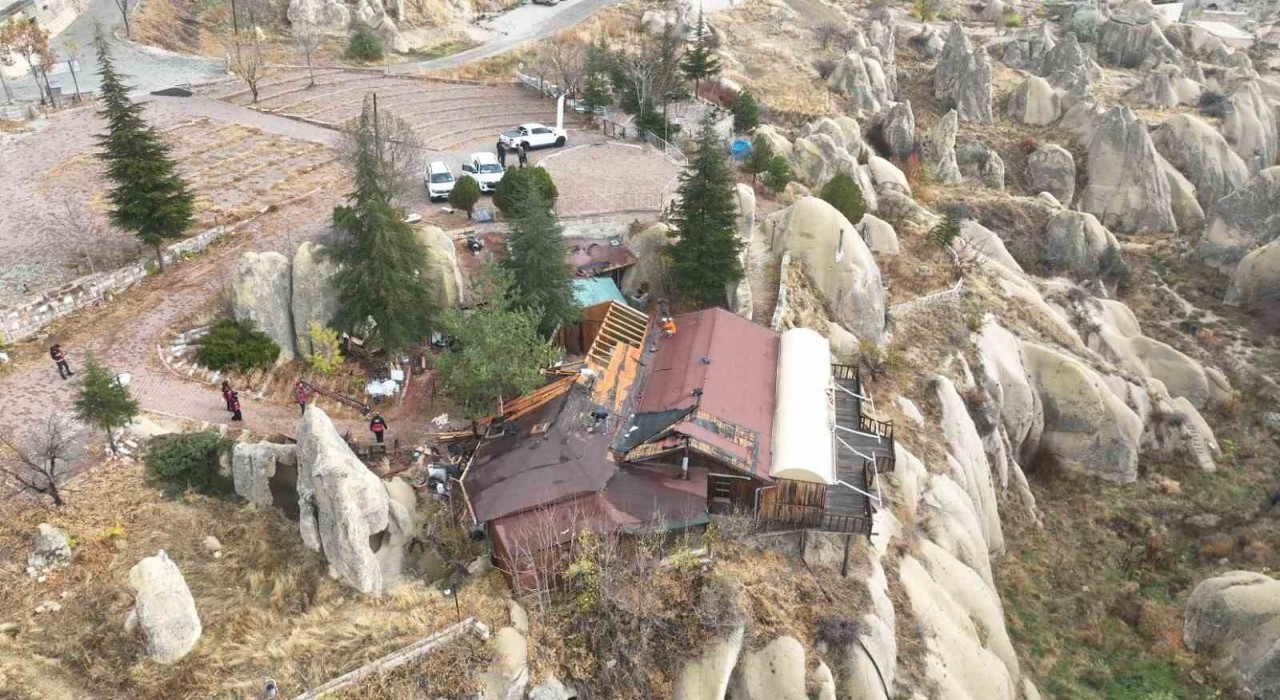 Kapadokyada kaçak yapı için yıkım kararı