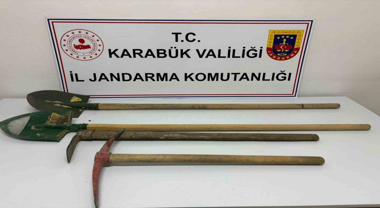 Karabükte izinsiz kazı yapan 3 kişi suçüstü yakalandı
