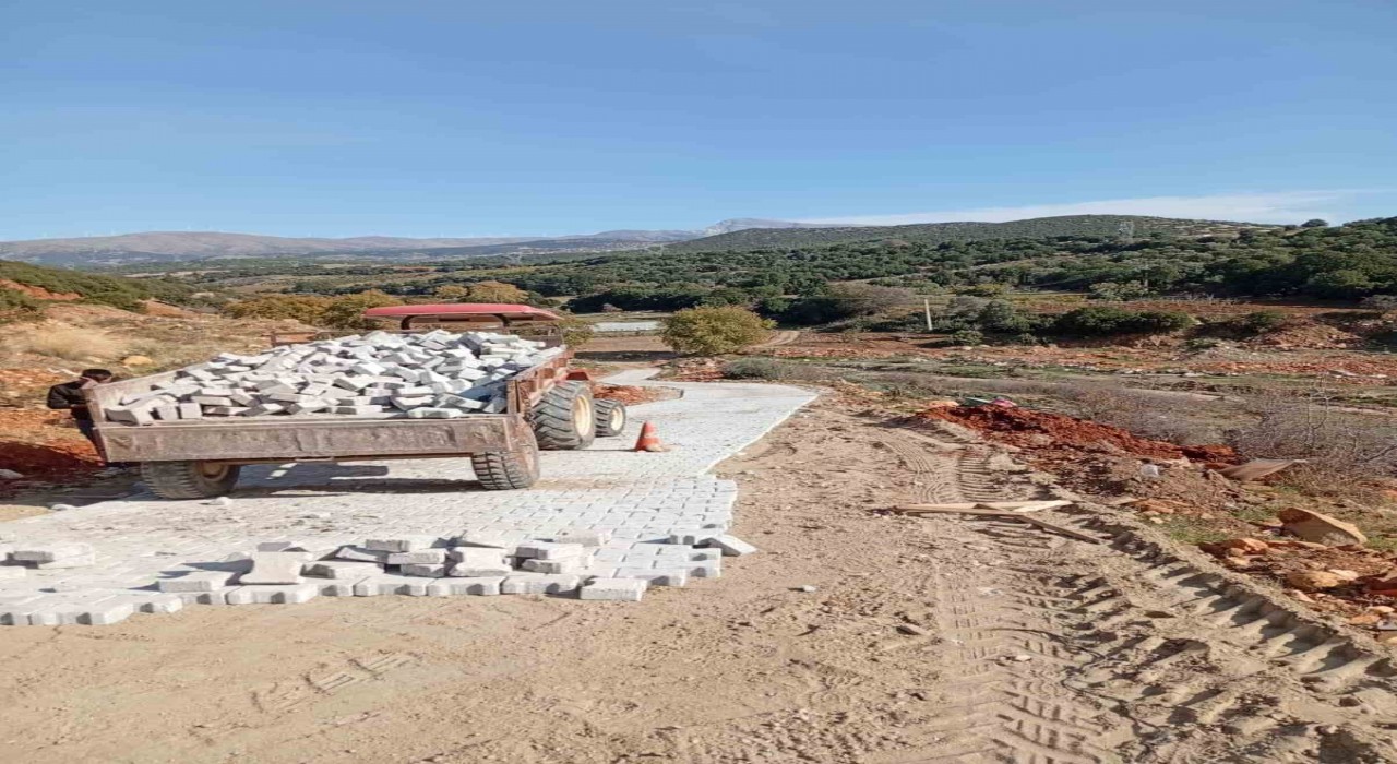 Karacasu Dibekbükü mevkiindeki yol çalışması tamamlandı