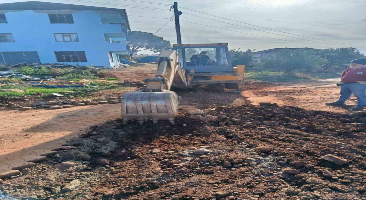 Karacasuda belediyenin çalışmaları sürüyor