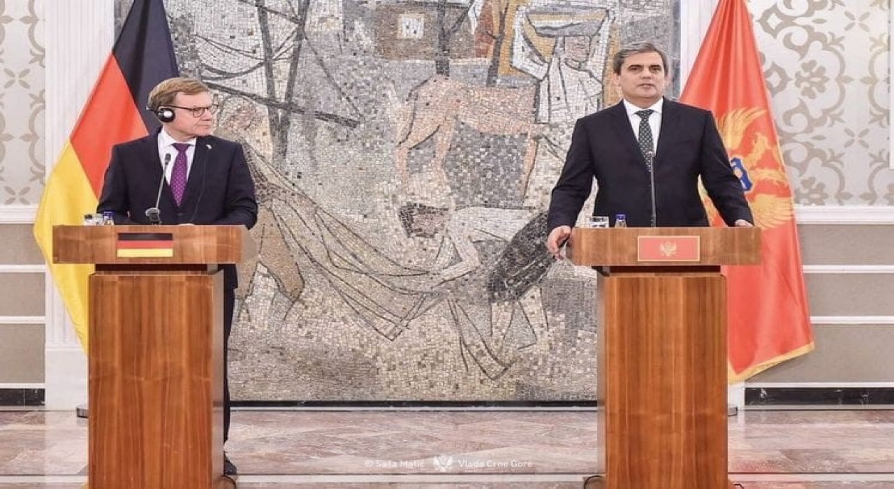 Karadağ Dışişleri Bakanı İbrahimovic: Türk vatandaşlarına yönelik geçici vize uygulamasının 10 ila 15 gün içerisinde kaldırılacağına inanıyoruz