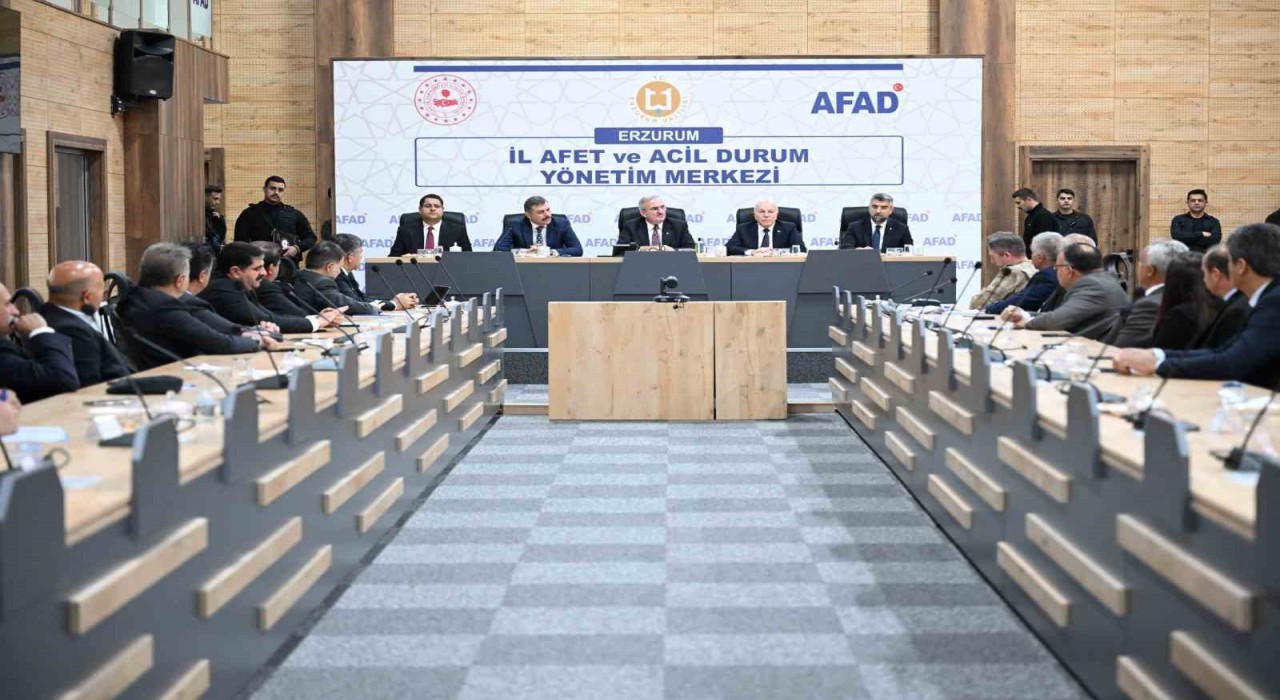 Karaloğlu: Sanayi mamalarının yerine bakımevleri yemek artıklarından kendi mamaları üretmeli