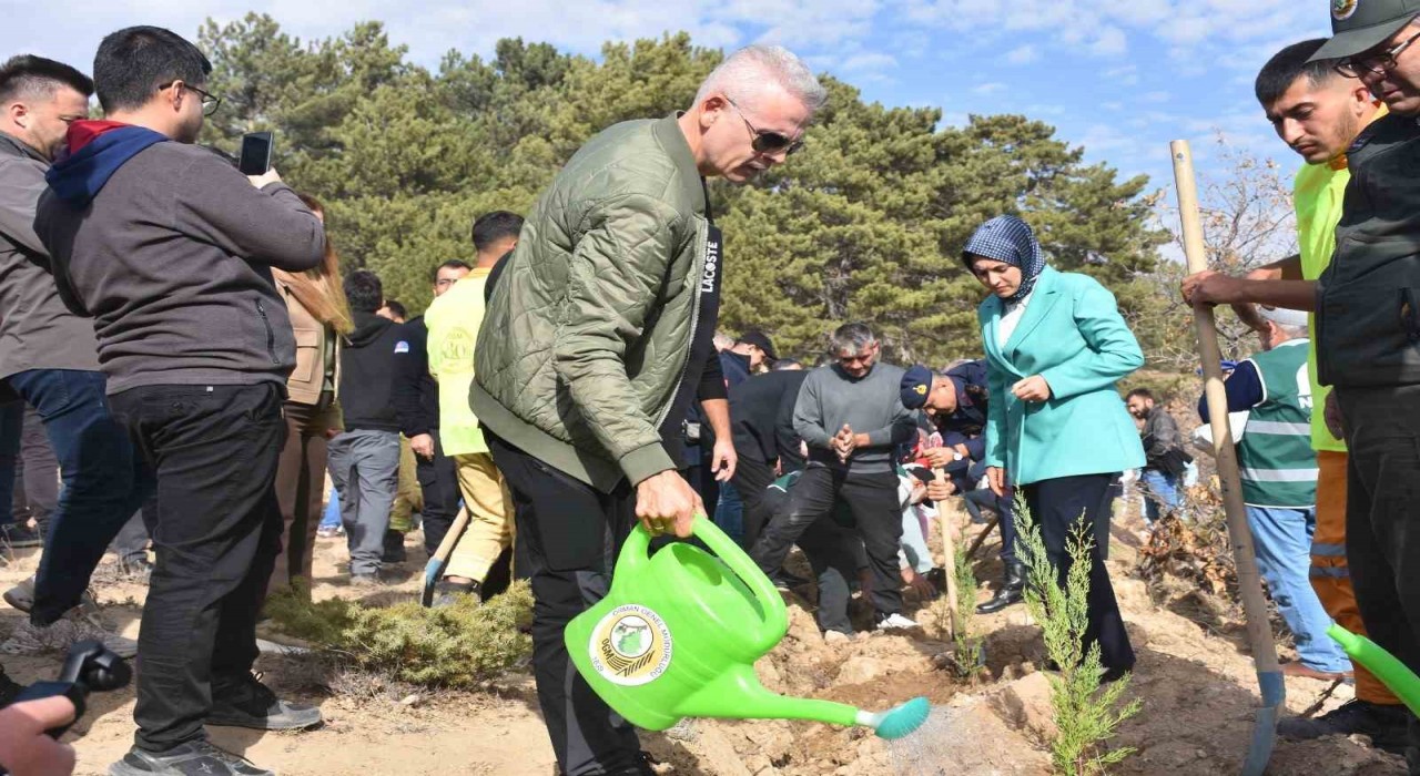 Karamanda ‘Milli Ağaçlandırma Gününde 5 bin fidan toprakla buluşturuldu