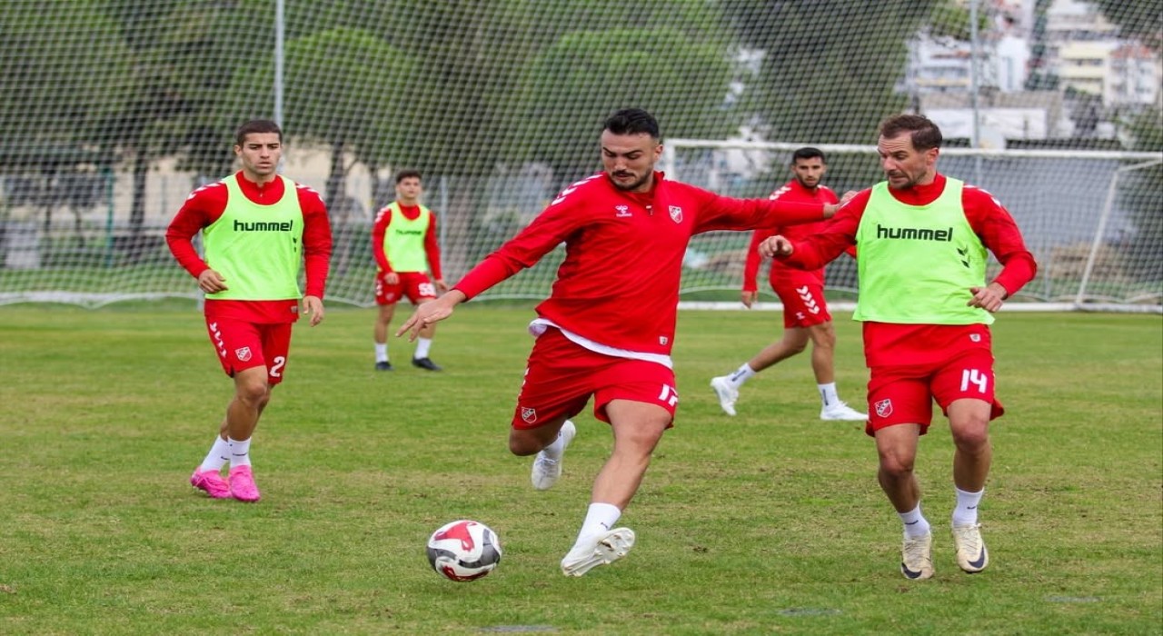 Karşıyakada Ömer Faruk, bahis cezasına itiraz etmeye hazırlanıyor