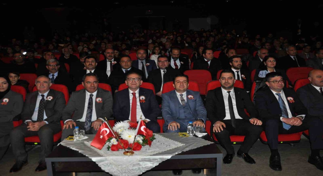 Karsta Öğretmenler Günü kutlandı