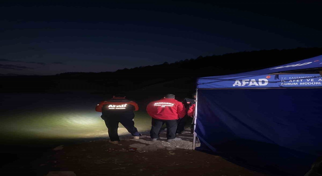 Kastamonuda balıkçılar barajda erkek cesedi buldu