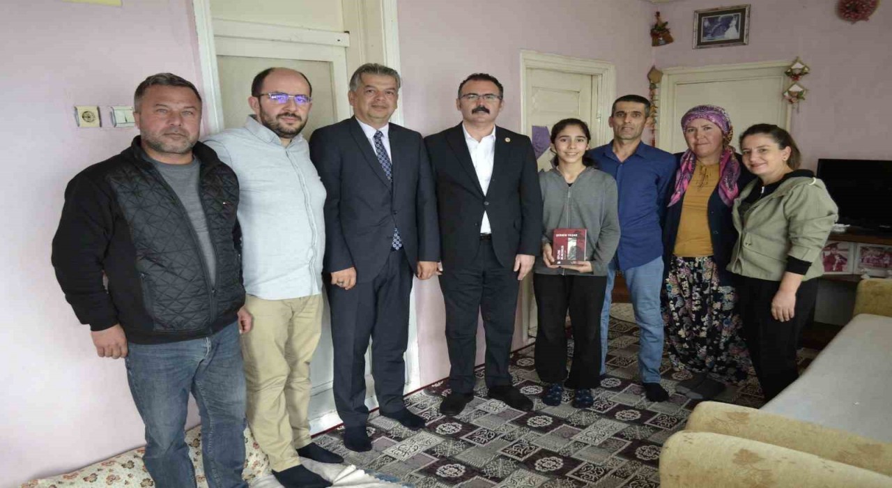 Kaymakam Ateş, öğrencilerin misafiri oldu