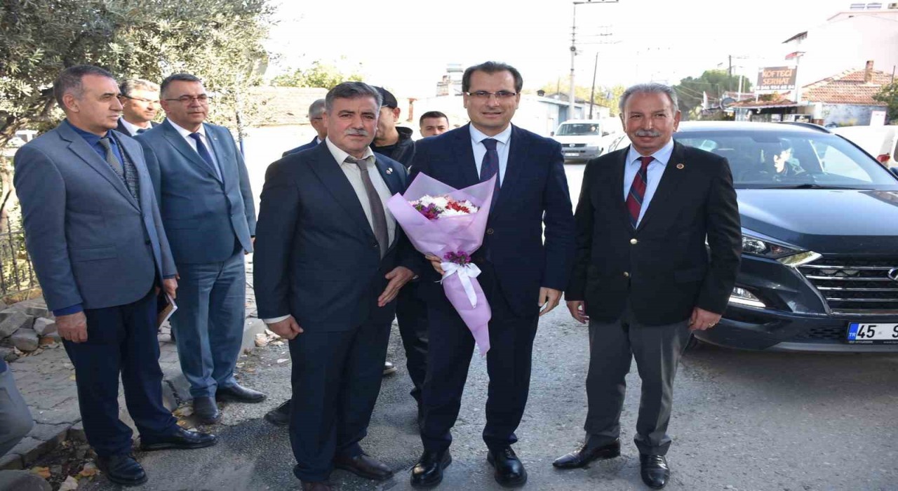 Kaymakam Güldoğan, talepleri yerinde dinliyor